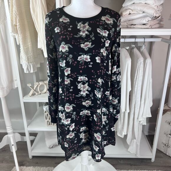 Love Reign women's size medium black floral dress w/ racing stripe sleeve #1714 - Picture 1 of 8